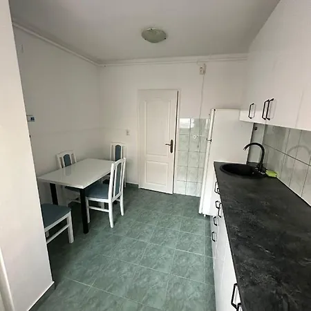 Apartman In Zorilor, *